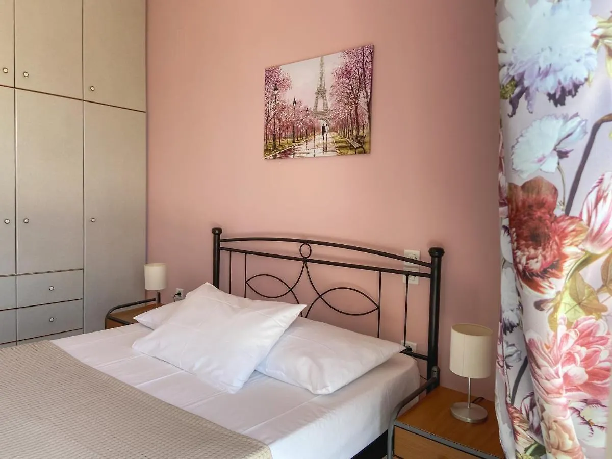 Fotis Apartment 阿尔戈斯托利翁